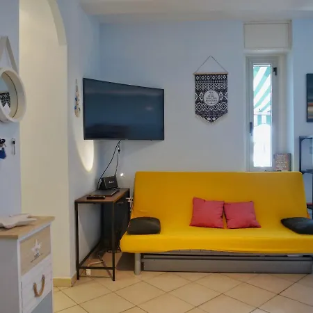 Kite 8 Posti Letto - Terrazzo E Parcheggio Lägenhet Grado