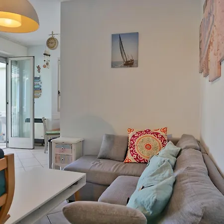 Kite 8 Posti Letto - Terrazzo E Parcheggio Lägenhet