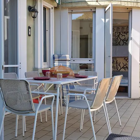 Kite 8 Posti Letto - Terrazzo E Parcheggio アパート グラード